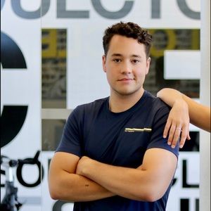 Meet your Posher, Damon